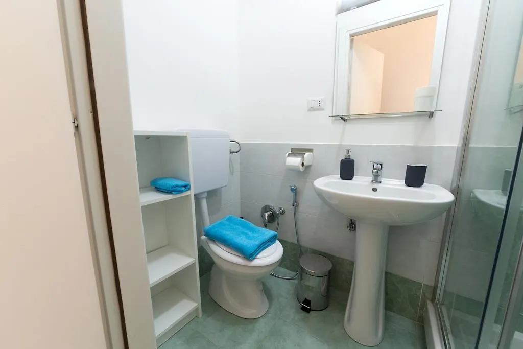 *** Oda ve Kahvaltı Tra L'Etna E Il Mare B&B Katanya İtalya
