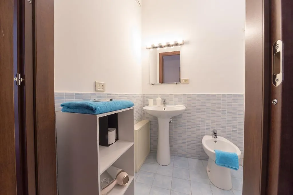 Tra L'Etna E Il Mare B&B Katanya İtalya